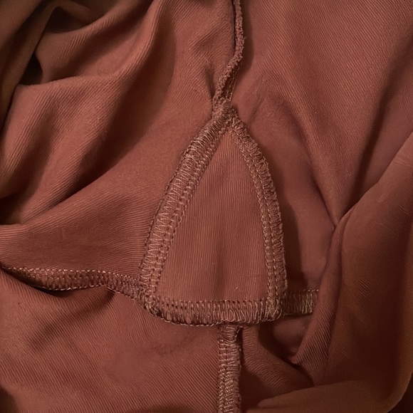 Koral Sandstone Drive Leggings - Picture 5 of 11